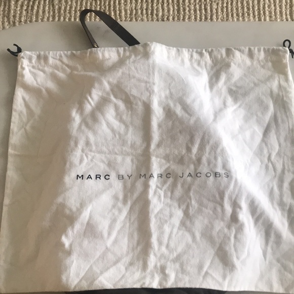 Marc By Marc Jacobs Purse - Picture 4 of 10